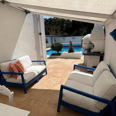 Les Volets Bleus Avec Piscine Et Jacuzzi Villa