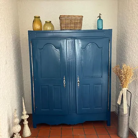 Les Volets Bleus Avec Piscine Et Jacuzzi Villa