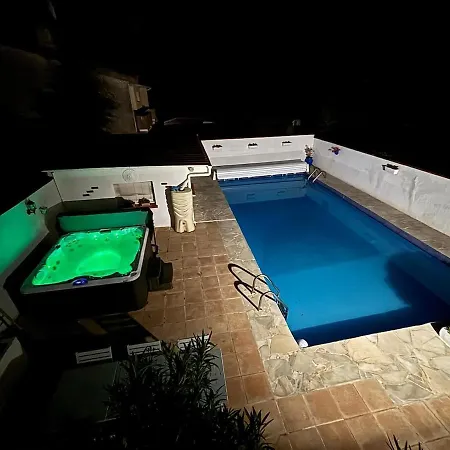 Les Volets Bleus Avec Piscine Et Jacuzzi Villa Lamothe-Capdeville