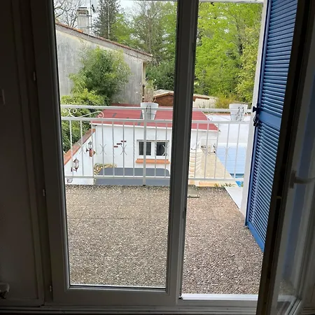 Villa Les Volets Bleus Avec Piscine Et Jacuzzi *